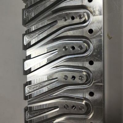 CNC五金零件机加工铣床紫黄铜精密精雕非标定制金属高精密